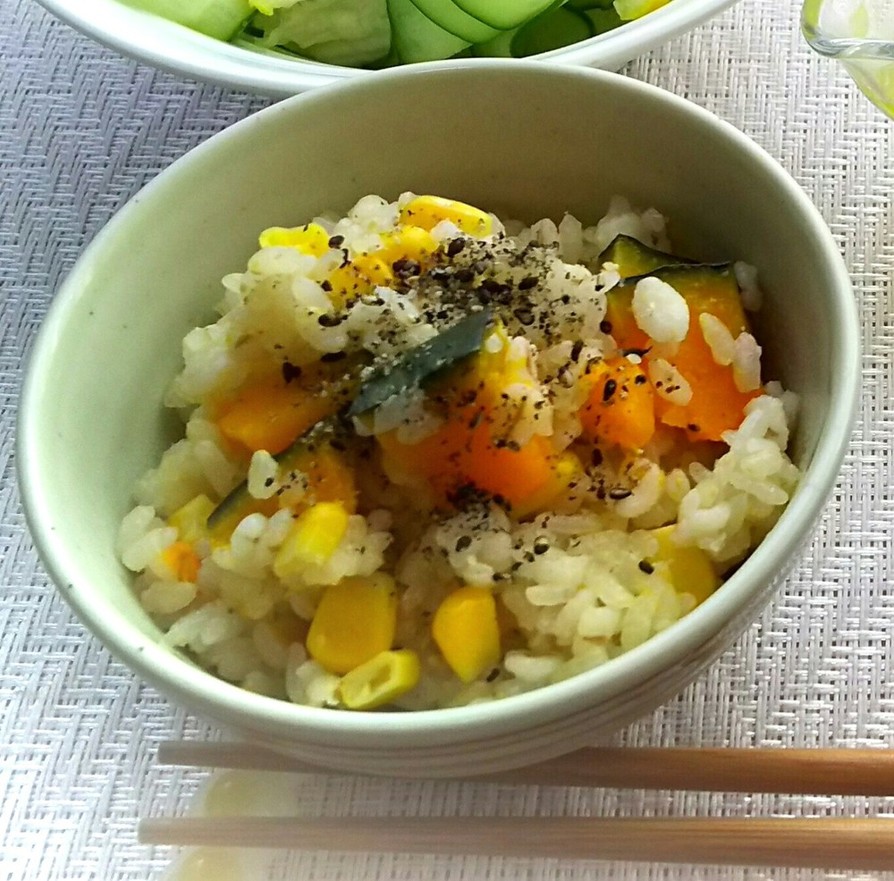 南瓜と玉蜀黍と大麦入り玄米ご飯の画像