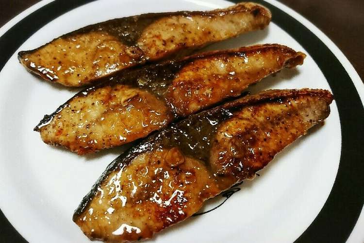 ぶりの醤油漬けにんにく焼き レシピ 作り方 By 桜とゆず クックパッド 簡単おいしいみんなのレシピが362万品