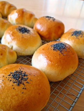 おうちで作るモッチリあんぱん