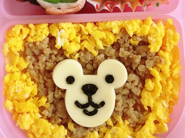 そぼろでキャラ弁ダッフィー ｄｕｆｆｙ レシピ 作り方 By まごころ食堂 クックパッド 簡単おいしいみんなのレシピが352万品