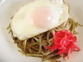 レンジで1分のコツ♪シンプル焼きそば。