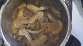 鶏肉とさつまいものにこにこ煮!