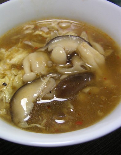 きのこの中華スープの写真