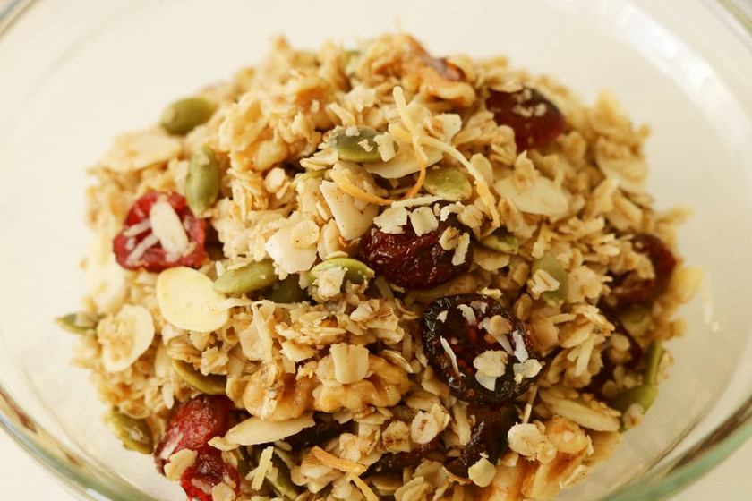 メープル・アーモンド・クランベリー・グラノーラのレシピ・作り方