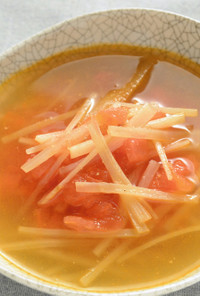 ウドの皮とトマトの中華スープ