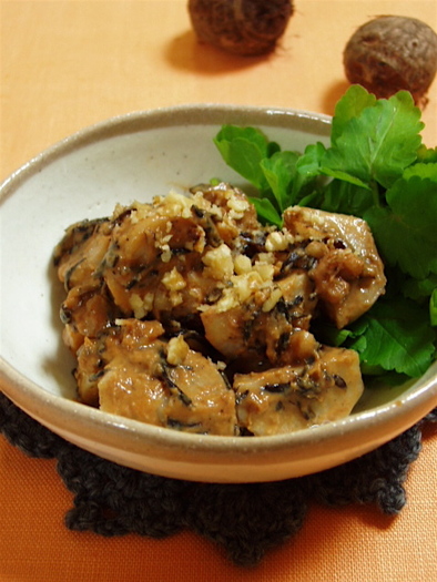 里芋と胡桃のきな粉味噌和えの写真