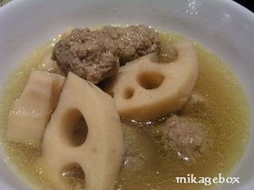 煮物?スープ?な肉団子と根菜のカレー風味