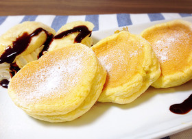 材料3つで簡単♥️ふわふわパンケーキ