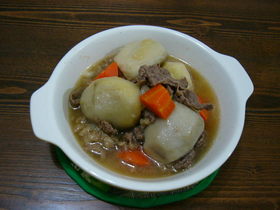 サトイモで肉じゃが