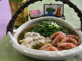 菜花と甘海老、鱈の白子の煮物