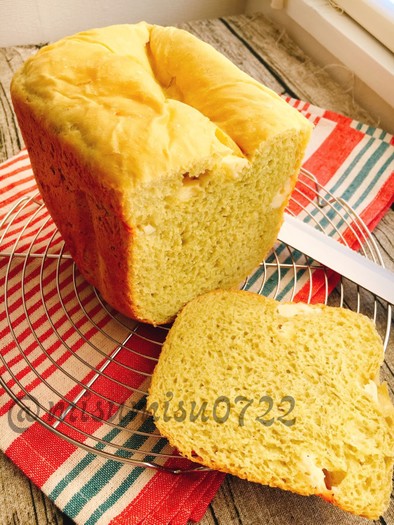 お砂糖なし☆アボカドチーズ食パンの写真