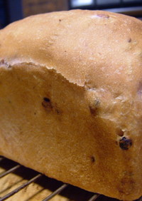 紫芋の食パン･･･イーストのパン