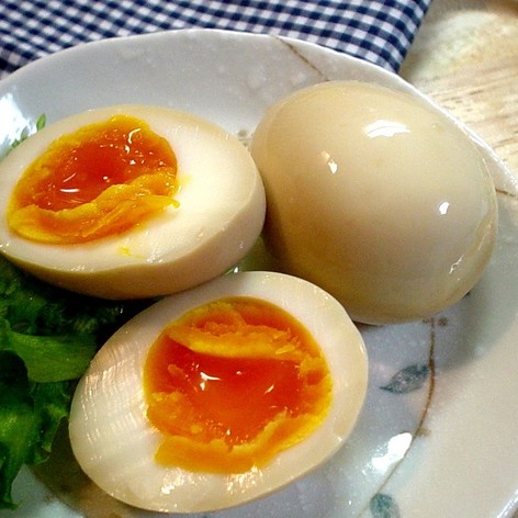 簡単半熟煮卵(にんにく風味)