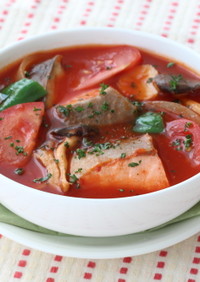 鮭ときのこのトマトスープ