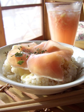 超簡単!生ハム丼♪