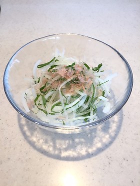 夏にオススメ!さっぱり玉ねぎサラダ