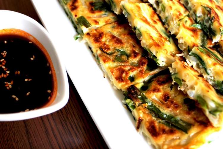 夏にピッタリ にらもやしのチヂミ レシピ 作り方 By ビージョイグループ クックパッド 簡単おいしいみんなのレシピが352万品