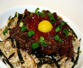 簡単マグロのユッケ丼