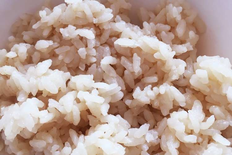 材料2つだけ 味噌と醤油の炊き込みご飯 レシピ 作り方 By Happy1226 クックパッド 簡単おいしいみんなのレシピが352万品