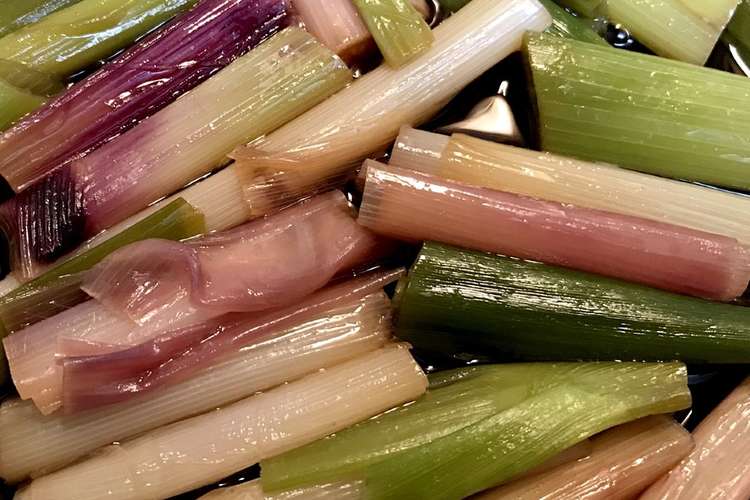 赤ネギ 白ネギ だけのシンプルとろとろ煮 レシピ 作り方 By こけちん クックパッド 簡単おいしいみんなのレシピが352万品