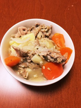 無水鍋と塩麹でとろとろ肉じゃが