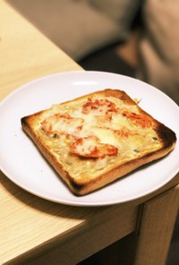手軽で簡単☆キムチーズパン餃子！