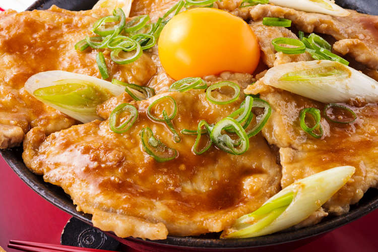 絶品甘辛だれ つゆだくスタミナ豚丼 レシピ 作り方 By イオン クックパッド 簡単おいしいみんなのレシピが364万品