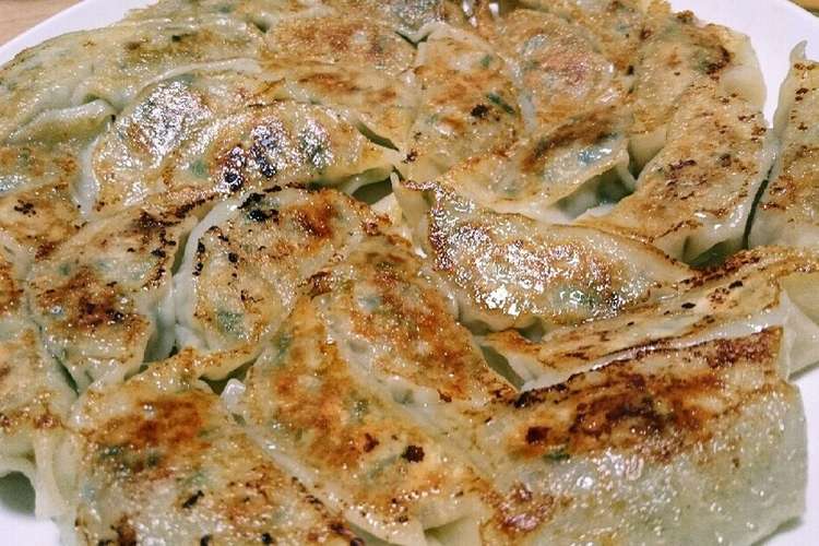 にんにく キャベツたっぷり 餃子 レシピ 作り方 By ままキッチン0124 クックパッド 簡単おいしいみんなのレシピが352万品