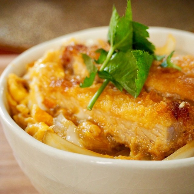 麺つゆで簡単なカツ丼 Vkusno レシピ 作り方 By 春の菜 クックパッド 簡単おいしいみんなのレシピが352万品