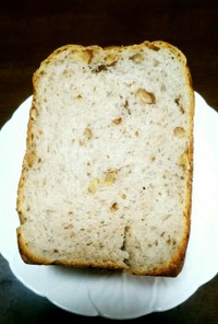 蕎麦茶とクルミ入りHBヨーグルト食パン