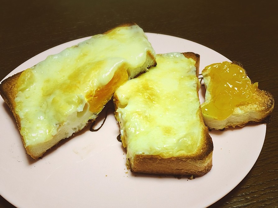 エッグinチーズトースト♡カンタン朝食の画像