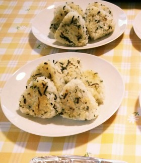 簡単♪塩昆布・大葉・ネギの焼きおにぎり♡