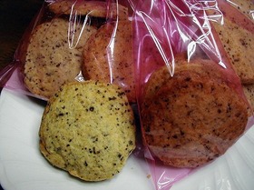 コーヒー豆入り香ばしいクッキー