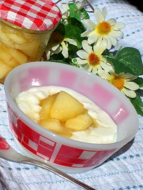我が家の定番♪メープル風味のりんご煮