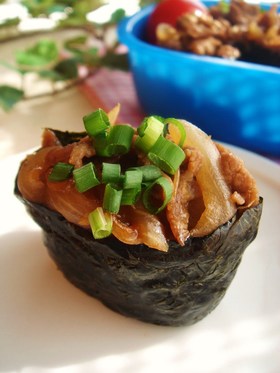 焼肉風ぐんかん巻き~☆