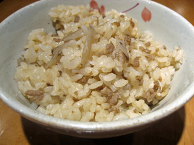 豚ひきごぼうの炊き込みご飯♪