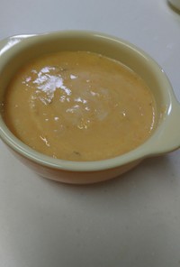 ブロッコリーのへたを活用した冷製スープ