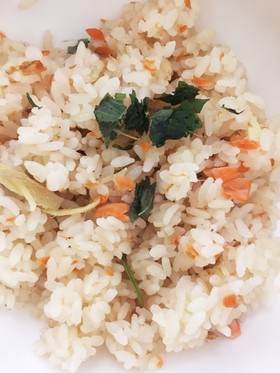 鮭と生姜の炊き込みご飯