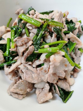 豚とほうれんそうの梅マヨ炒め