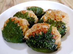 大葉で包んだチーズin鶏つくね