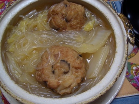 寒い夜には 肉団子と白菜の煮込みを