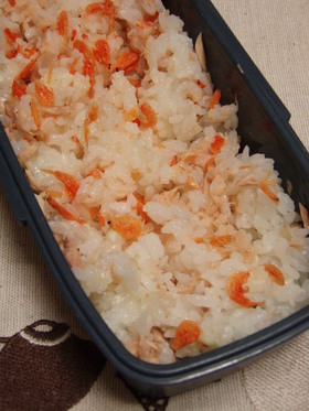 桜海老とツナのマヨご飯❤