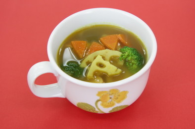れんこんのカレースープの写真