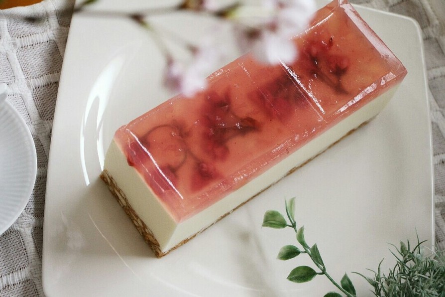 【簡単！牛乳パックで】桜レアチーズケーキの画像