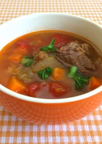 牛肉とレンズ豆のトマトスープ