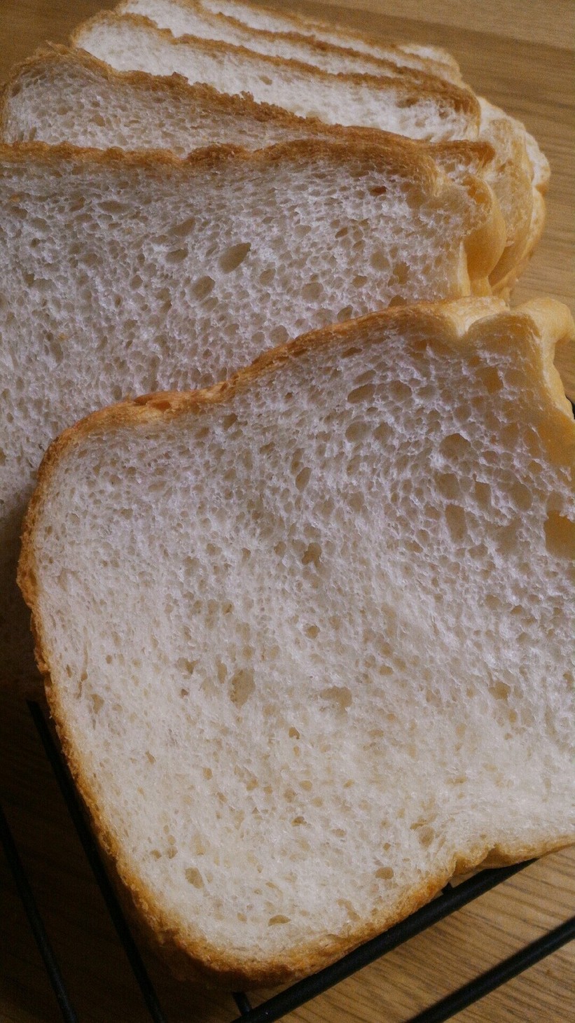 フワッフワ食パンの画像
