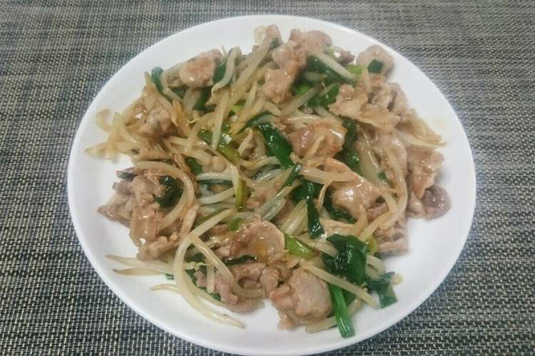 めんつゆマヨ鶏ガラでもやしニラ豚肉炒め レシピ 作り方 By Naoばあさん クックパッド 簡単おいしいみんなのレシピが352万品