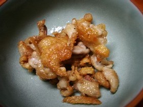 ただ焼くだけのパリパリ鶏皮