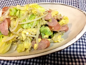 キャべもやウィンナー炒め 卵とじ