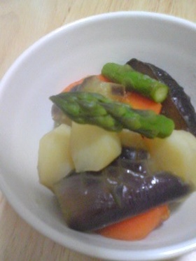 茄子とじゃがいもの煮物